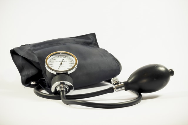 black-blood-pressure-gauge-blood-pressure-meter-33258